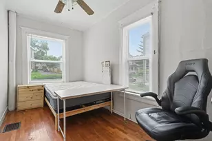 77 E Patterson, Columbus, OH 43202 - Photo 9