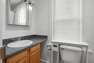 77 E Patterson, Columbus, OH 43202 - Photo 19