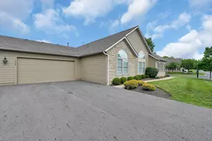 1196 Trotter Ln, Circleville, OH 43113 - Photo 3