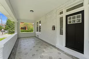 299 Thurman Ave, Columbus, OH 43206 - Photo 3