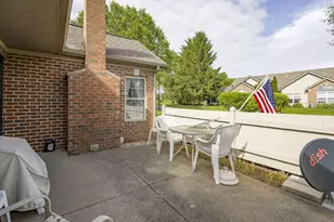 6 Woodberry Dr, Mount Vernon, OH 43050 - Photo 5