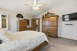 206 Dowler Dr, Ashville, OH 43103 - Photo 23