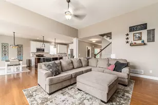 8075 Roseland Terrace, Pickerington, OH 43147 - Photo 11
