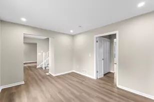 4999 Doral Ave, Columbus, OH 43213 - Photo 9
