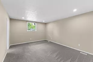 4999 Doral Ave, Columbus, OH 43213 - Photo 31