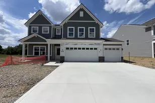 207 Maddoxx Dr, London, OH 43140 - Photo 1