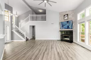 1465 Cottonwood Dr, Lewis Center, OH 43035 - Photo 5