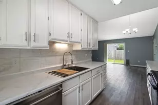 3678 Wynds Dr, Columbus, OH 43232 - Photo 17