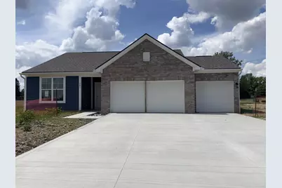 201 Maddoxx Drive, London, OH 43140 - Photo 1