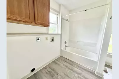 5 S Monroe Street, Mount Vernon, OH 43050 - Photo 5