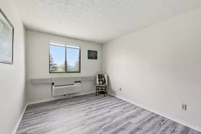 5885 Beechcroft Road #302, Columbus, OH 43229 - Photo 7