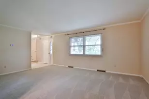 4875 Widner St, Columbus, OH 43220 - Photo 7