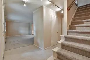 4875 Widner St, Columbus, OH 43220 - Photo 5