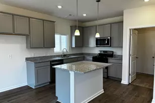 329 Honeysuckle St, South Bloomfield, OH 43103 - Photo 9