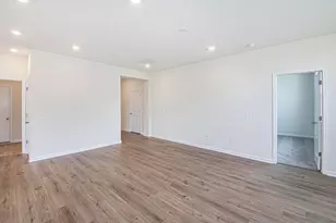 329 Honeysuckle St, South Bloomfield, OH 43103 - Photo 11