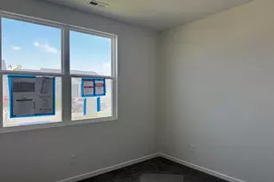 329 Honeysuckle St, South Bloomfield, OH 43103 - Photo 15