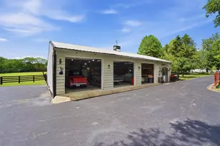 6075 Alkire Rd, Galloway, OH 43119 - Photo 71