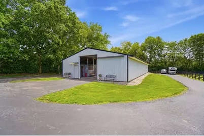 6075 Alkire Road, Galloway, OH 43119 - Photo 59