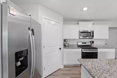 5880 Annaberg Drive, Columbus, OH 43232 - Photo 17