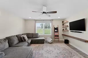 5880 Annaberg Dr, Columbus, OH 43232 - Photo 23