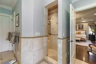 2462 Lane Rd, Columbus, OH 43220 - Photo 33