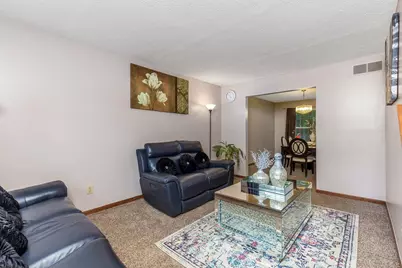542 Bristol Drive SW, Reynoldsburg, OH 43068 - Photo 9