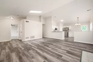 1606 Autumn Village Dr, Columbus, OH 43223 - Photo 3
