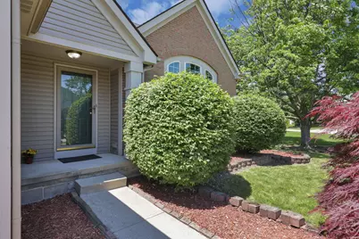 8433 Lucerne Drive, Reynoldsburg, OH 43068 - Photo 5