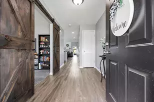 1926 Sulton Ct, Grove City, OH 43123 - Photo 3