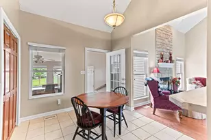 5954 Rainwater Way, Columbus, OH 43228 - Photo 9