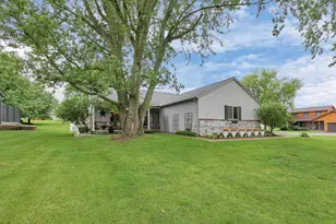 2185 Sequoya Trail, London, OH 43140 - Photo 1