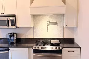 677 S 3rd St, Columbus, OH 43206 - Photo 13