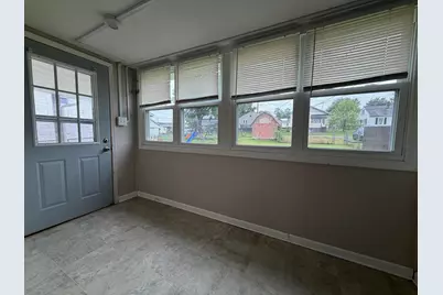 515 W Brown Street, New Lexington, OH 43764 - Photo 23