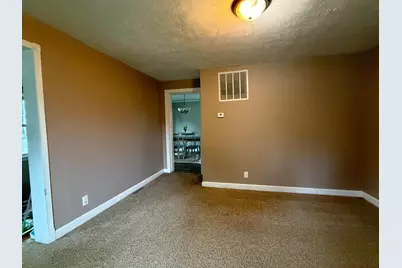 515 W Brown Street, New Lexington, OH 43764 - Photo 5