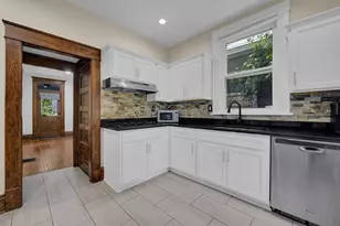 207 E Oakland Ave, Columbus, OH 43201 - Photo 13
