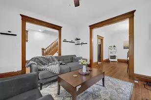 207 E Oakland Ave, Columbus, OH 43201 - Photo 9