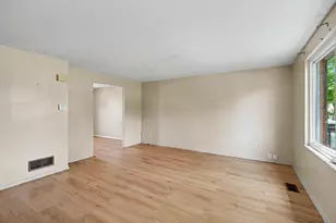 106 Walden Farm Cir, Englewood, OH 45322 - Photo 3