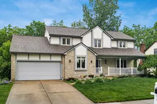 185 Mainsail Dr, Westerville, OH 43081 - Photo 1