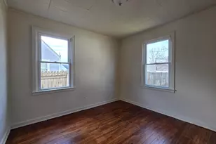 2569 Lexington Ave, Columbus, OH 43211 - Photo 13