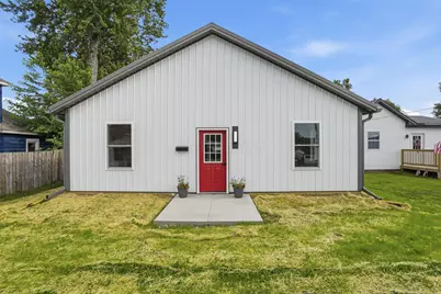 72 E Main Street, Zanesville, OH 43701 - Photo 1