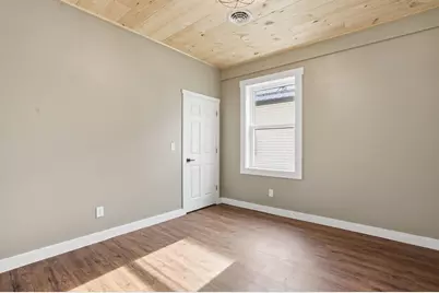 72 E Main Street, Zanesville, OH 43701 - Photo 23