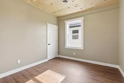 72 E Main Street, Zanesville, OH 43701 - Photo 19