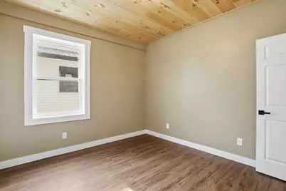 72 E Main Street, Zanesville, OH 43701 - Photo 25
