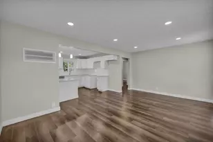 486 Basswood Rd, Columbus, OH 43207 - Photo 11