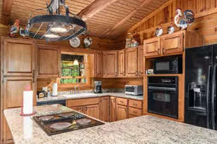 31280 Anglebrook Ln, Logan, OH 43138 - Photo 9