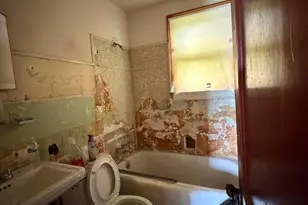 1934 E Hudson St, Columbus, OH 43211 - Photo 15