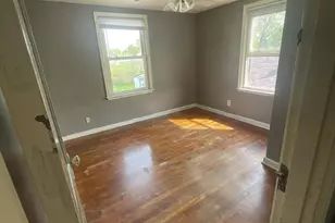 2444 Bretton Pl, Columbus, OH 43211 - Photo 9