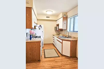 652 Olde Towne Avenue #9-652T, Columbus, OH 43214 - Photo 13