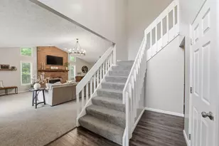 10825 Sierra Woods Cir, Plain City, OH 43064 - Photo 3