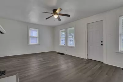 1411 Genessee Avenue, Columbus, OH 43211 - Photo 9